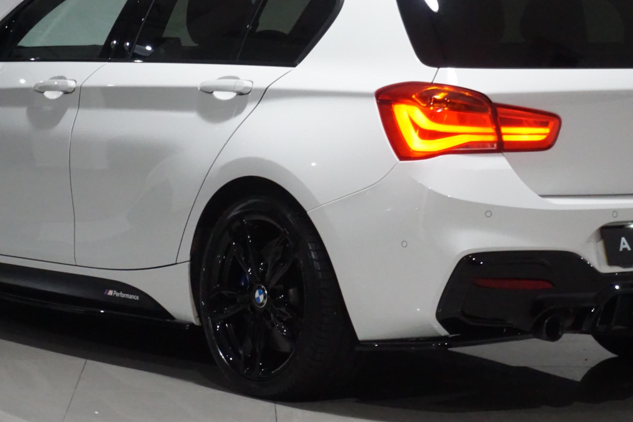 BMW 1 Series 3.0 M140i Auto Euro 6 (s/s) 5dr